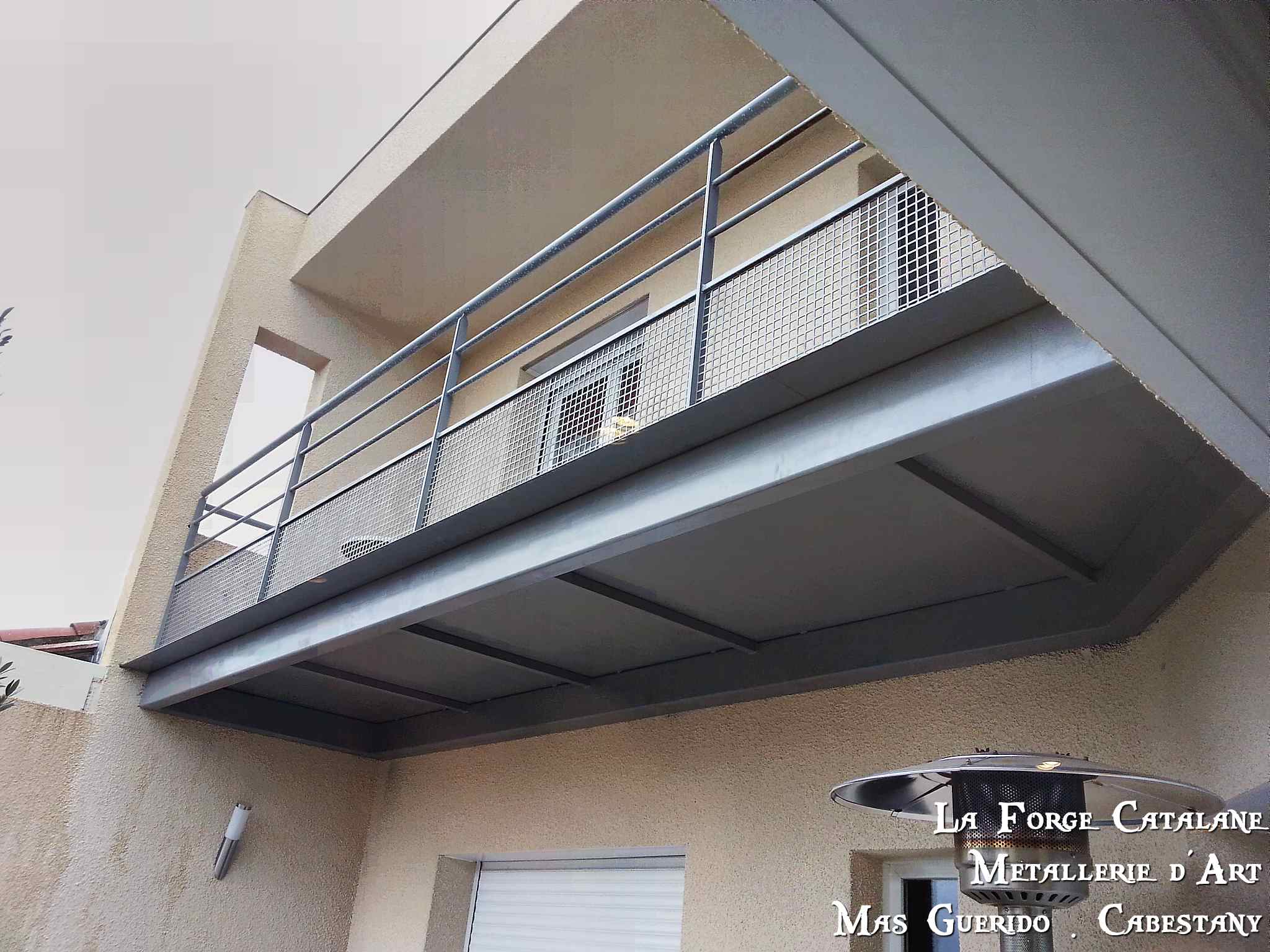 passerelle tube garde corps garde-corps fer Forge Catalane Cabestany.jpg